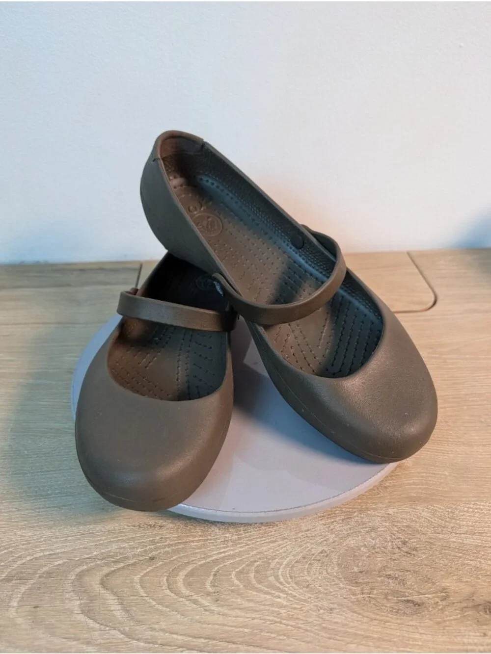Crocs Alice Mary Jane Slip On Shoes Rubber Comfort Brown Women's 10 Casual Flats